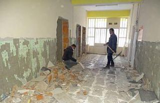 Hisarcık’ta iki okul binasında güçlendirme çalışması