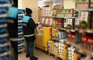 Hisarcık’ta marketlerde fiyat kontrolü
