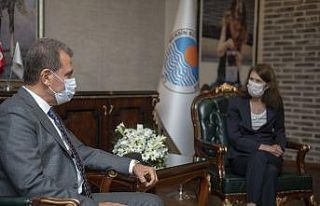 Hollanda Büyükelçisi Kwaasteniet’ten Seçer’e...