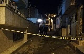 Husumetlisini başından tabanca ile vuran şüpheli...