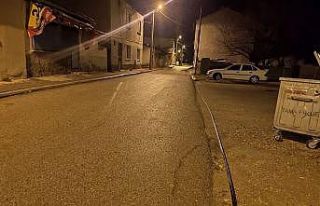 İletişim hattı kablolarını çalmaya çalışırken...