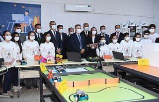 İmamoğlu’nda robotik kodlama sınıfı açıldı