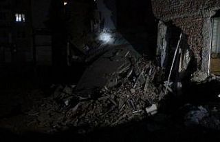 İnşaat alanındaki bina çöktü, şans eseri faciadan...