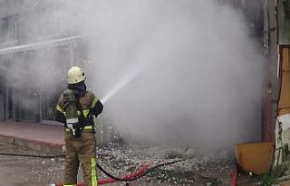 İş yerleri alevlere teslim oldu