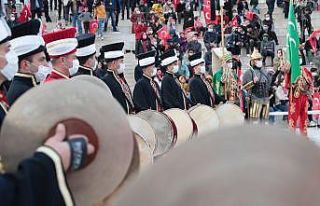 İşgalden kurtuluş kutlamaları Mehteran Marşı...