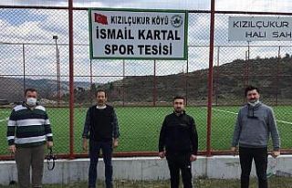 İsmail Kartal ismi köylerindeki halı saha tesisine...