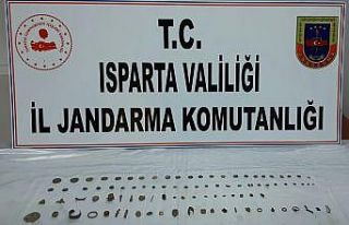 Isparta’da 108 tarihi eser ele geçirildi