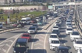 İstanbul’da kısıtlama öncesi trafik yoğunluğu...