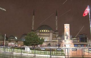 İstanbul’da sağanak yağış etkili oluyor