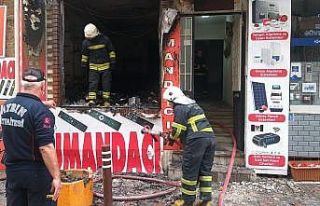 İşyeri yangında küle döndü