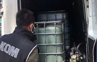 İzmir’de 3 tona yakın kaçak akaryakıt ele geçirildi