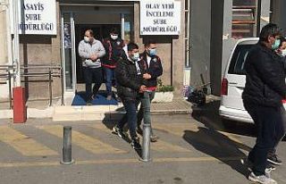 İzmir’de filmleri aratmayacak senaryoyla dolandırıcılık