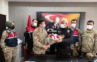 Jandarma’dan Polis teşkilatına kutlama