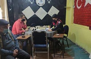 Kaçak okey partisine polis baskını