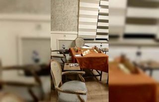 Kafeye çevrilen evde okey oynarken yakalandılar