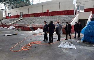 Kapalı Spor Salonu yenileme çalışmaları başladı