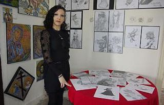 Karakalem çalışmaları altın ödüle layık görülüyor