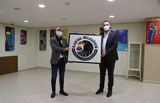 “Karantinanın Getirdiği Renkler” sergisi Kartal...