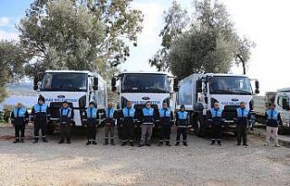 Kaş Belediyesi’nden saha personeline tek tip kıyafet...