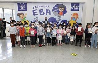 Kayapınar Belediyesi, EBA şampiyonlarını ödüllendirdi