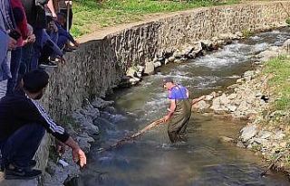 Kayıp yaşlı adamı bulmak için dereler didik didik...