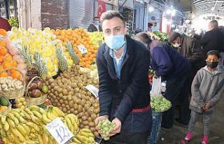 Kayısı kenti Malatya’da Mut kayısı satılıyor