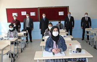 Kaymakam Demirer’den sınavlara hazırlanan öğrencilere...