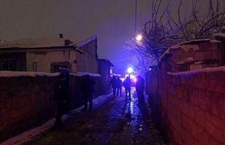 Kayseri’de sobadan sızan karbonmonoksitten 3 kişi...