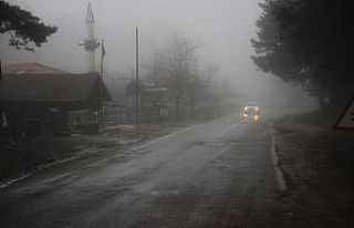 Kazdağları’nda sis ve yağışlı hava trafiği...