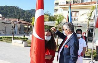 Kemer’de 23 Nisan kutlandı