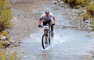 Kemer’de bisiklet turizmi hareketliliği