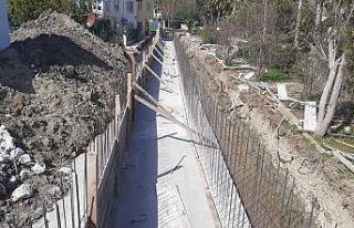 Kemer’de dereler ıslah ediliyor