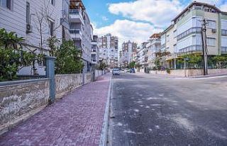 Kepez’de kilit taşlı yolların dönüşümü tamamlandı