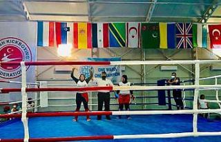 Kick Boks şampiyonasına damga vurdular