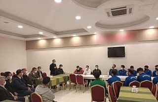 Kılınç’tan, Kahta 02 Spor’a moral ziyareti