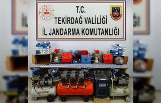 Kiralık tuttuğu evi kaçak sigara imalathanesine...