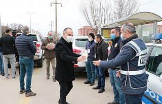 Kırıkkale’de polis ekiplerine sıcak çorba ikramı