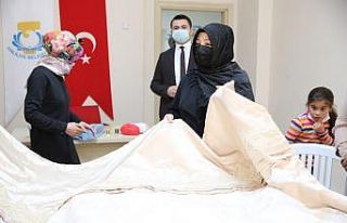 Kırmızı kurdele projesi ile kadınlar okuma yazma...