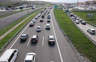 Kısıtlamadan kaçış trafiği Bolu’ya ulaştı