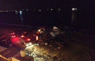 Kıyıya oturan gemide bu sefer de yangın çıktı