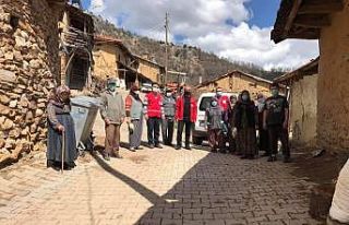 Kızılay’dan Köylerde ihtiyaç sahibi ailelere...