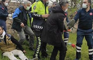 Kontrolden çıkan otomobil parka uçtu: 4 yaralı