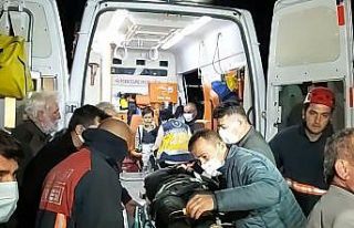 Kontrolden çıkan otomobil taklalar atarak şarampole...
