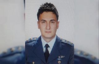 Konya’da düşen uçağın pilotu Yüzbaşı Burak...
