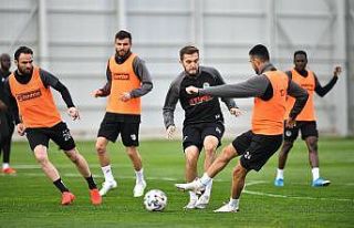 Konyaspor, Çaykur Rizespor maçı hazırlıklarına...