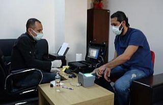 Korona virüs kahramanlarına kimlik kartı jesti