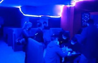 Korona virüsü hiçe saydılar...Kaçak meyhaneye...