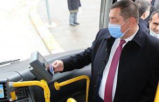 Koronanın tavan yaptığı kentte, otobüslerde kartlı...