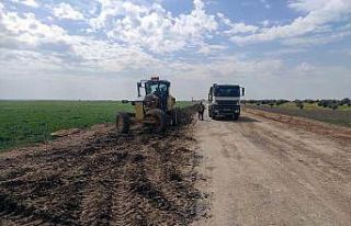 Köylerde yol yapım çalışmaları devam ediyor