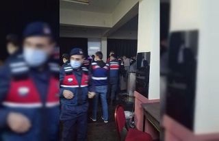 Kumarhane kurdular, kamera ile izlediler ama gizli...